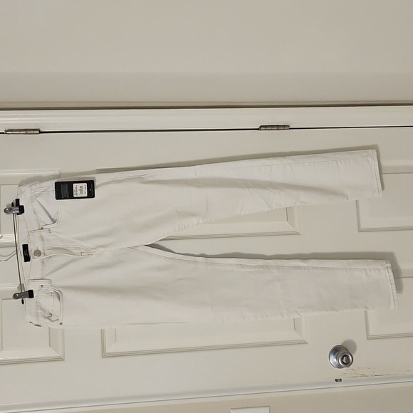 True Religion Women's White Jeans - Picture 6 of 8